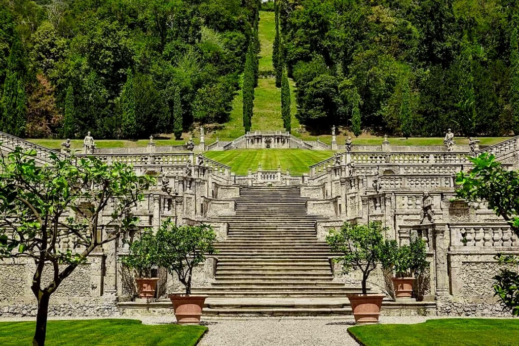Villa-Della-Porta-Bozzolo-Casalzuigno-VA_Foto-Stefano-Casiraghi_2020_C-FAI-Fondo-Ambiente-Italiano
